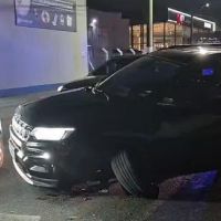 Motorista bêbado bate em ciclista na marginal