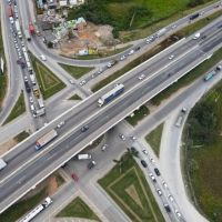 Obras na alça de acesso à Itajaí e Brusque interditam a BR 101