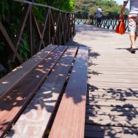 Deque do Pontal Norte é alvo de pichação antes mesmo da reabertura