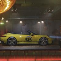 Novo Porsche conversível começa a desembarcar no Brasil