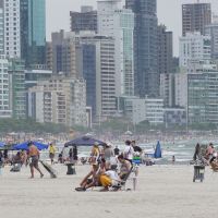 BC anuncia plano pra receber até dois milhões de turistas no verão