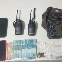 Flagra de tráfico termina em prisão na Praia Brava