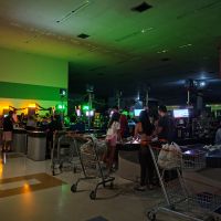 Apagão deixa 5 mil endereços sem luz no centro de Itajaí