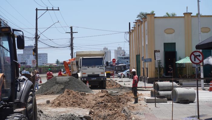 Expansão é prevista pra melhorar saneamento e fedentina no entorno (Foto: João Batista)