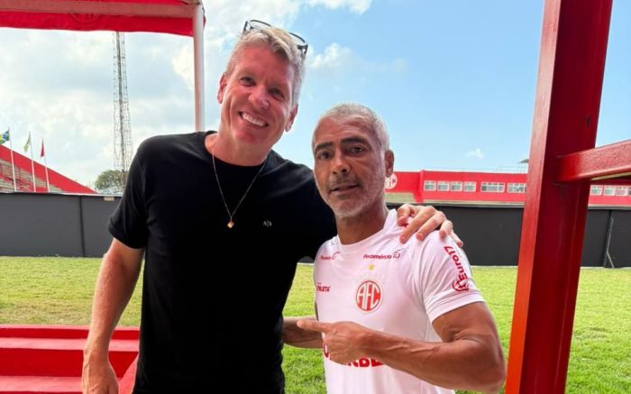 Romário ao lado do organizador do evento, Dado Faigel (Foto: Divulgação)