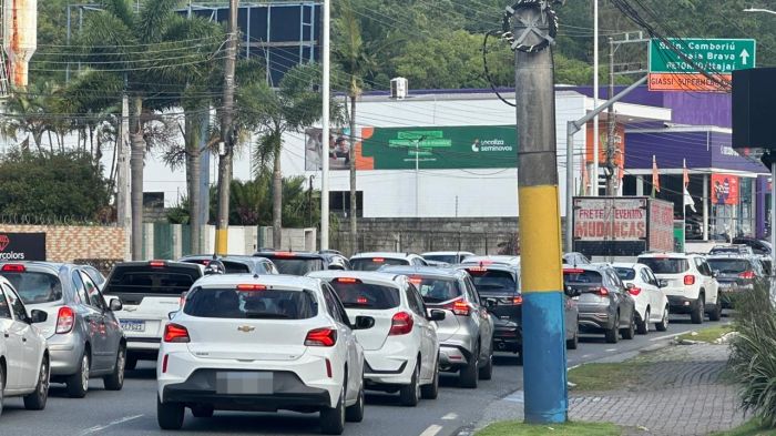 BR 101, ferry boat e Osvaldo Reis tão com longas filas