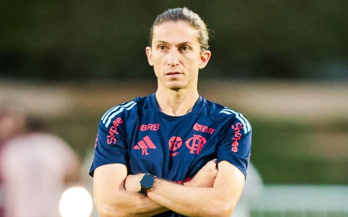 Técnico Filipe Luís pode encerrar o ano com mais uma conquista internacional (Foto: Divulgação)