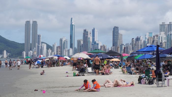 Região terá maior frequência e duração de dias com calorão (Foto: João Batista)