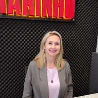 Anna Carolina deixa cargo em superintendência; pasta será extinta e ela retorna à Câmara