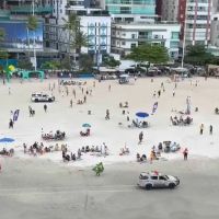 PM acaba com camping na praia Central
