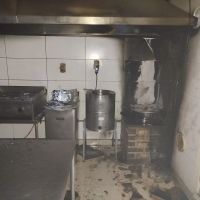Cozinha de restaurante pega fogo na Praia Brava