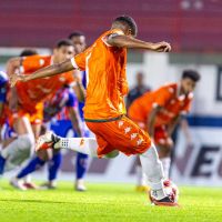 Camboriú empata com o Carlos Renaux e segue invicto