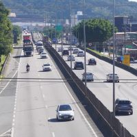 BR 101 de Balneário Camboriú tem congestionamento de até 20 km