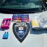 Homem furta 10 barras de chocolate em farmácia no centro