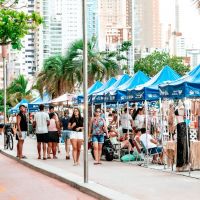 Feira da Orla tem música ao vivo nesta quarta-feira