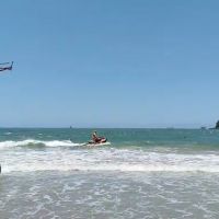 Bombeiros fazem buscas a turista que se afogou em Cabeçudas