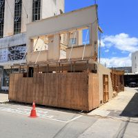 Antigo prédio comercial foi demolido irregularmente