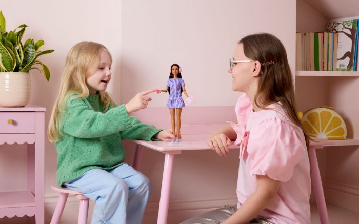Nova Barbie foi criada para representar vivências do espectro autista com respeito e inclusão (Foto: Divulgação)