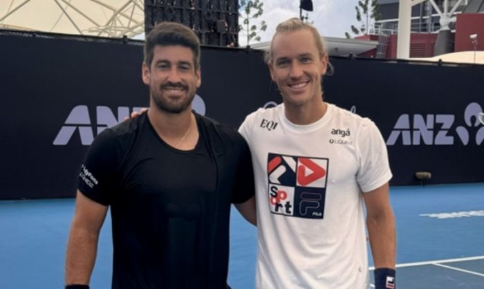 Orlando Luz e Rafael Matos representam a ADK Tennis em território australiano (Foto: Divulgação)