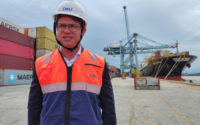 Aristides Russi Jr., CEO da JBS Terminais, apresentou a operação portuária em Itajaí (Foto: Fran Marcon)