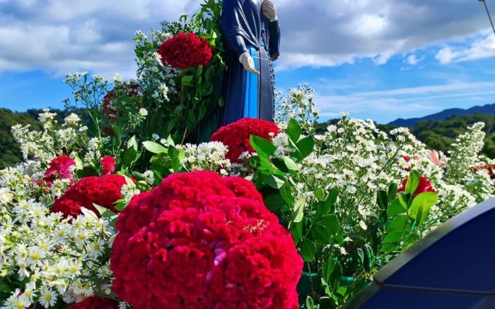 Caminhada percorre paisagens, igrejas históricas e comunidades rurais de Itajaí, Ilhota, Brusque e Nova Trento