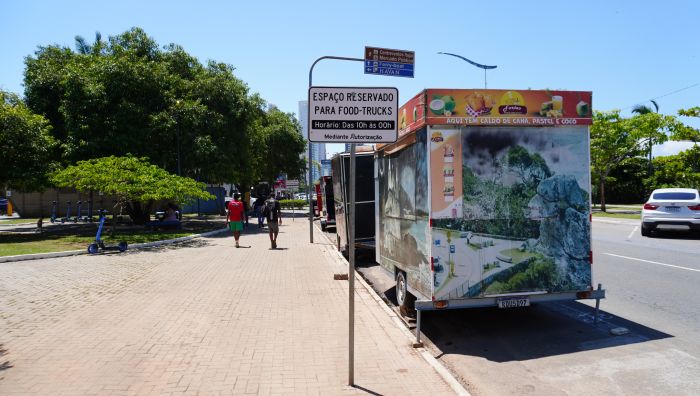 Comerciantes não aprovados participaram de reunião no gabinete do prefeito após semanas de impasse envolvendo o edital da Beira Rio (Foto: Gabrielle Rudolf)