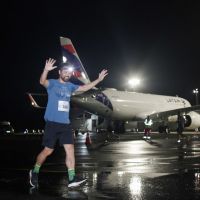 Pista de aeroporto vira circuito de corrida