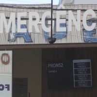 Pilota de Harley Davidson acerta Jeep e é levada em estado grave ao hospital