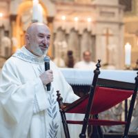 Padre Márcio Vignoli participa ao vivo do Diz aí! nesta terça-feira