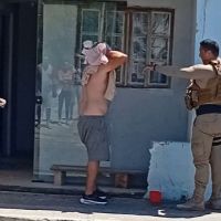 Policial de folga evita que mulher seja morta em Camboriú