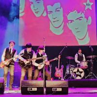 Itajaí recebe Star Beatles, maior tributo aos Beatles da América Latina