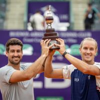 Dupla de Itajaí é campeã em Buenos Aires derrotando donos da casa