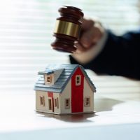 Santander leiloa imóveis em SC com valores entre R$ 149 mil e R$ 8,5 milhões