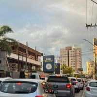 Principais avenidas estão travadas em Itajaí e BC