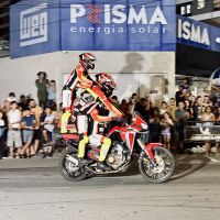 Adrenalina e manobras radicais tomam conta da rua Tijucas