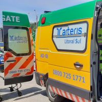 Engavetamento deixa dois feridos na BR 101