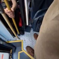 Usuários denunciam ônibus lotados e problemas na Viação Praiana