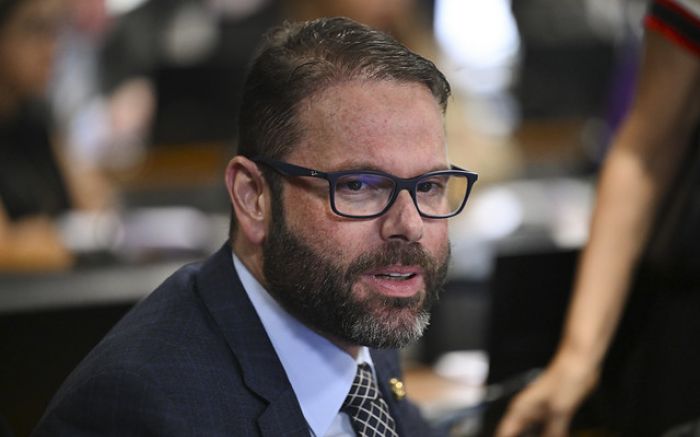 TSE volta a analisar o caso na terça-feira, às 19h