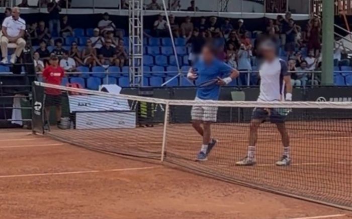 Atletas foram presos em flagrante após as ofensas (Foto: Arquivo)