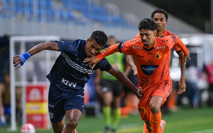 Equipes empataram em 1 a 1 pelo jogo de ida das quartas (Foto: Tiago Winter)