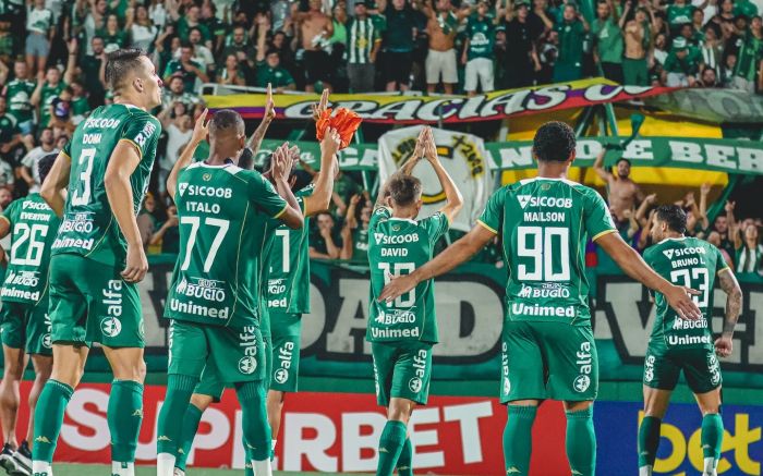 Chape vem de uma sequência de oito jogos de invencibilidade no ano (Foto: Rafael Bressan/ACF)