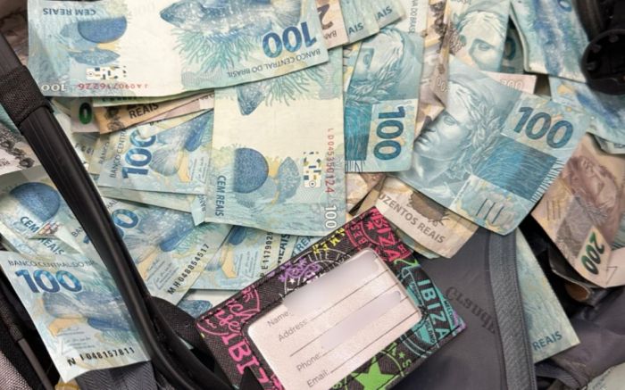 Grana, carrões e celulares já estão na sede da PF (Foto: Divulgação)