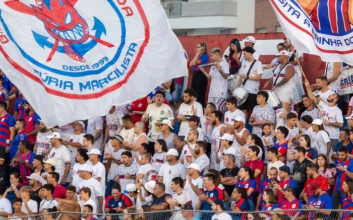 Todos os torcedores pagam valor de meia-entrada até esta quinta-feira (Foto: Vica Bueno)