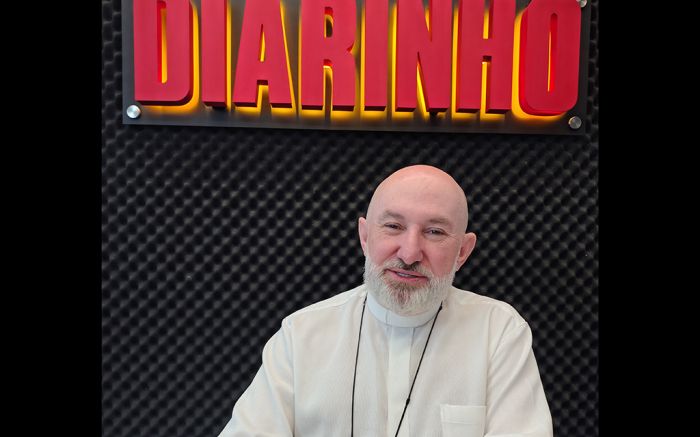 "A nossa missão é essa: iluminar as consciências e não tomar partido" (foto: Fran Marcon)