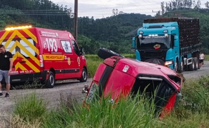Ocorrência foi na divisa entre São João do Itaperiú e Luiz Alves