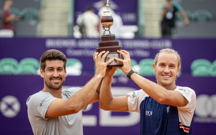 Matos e Luz contaram com o apoio da torcida brasileira na casa dos rivais (Foto: IEB+ Argentina Open)