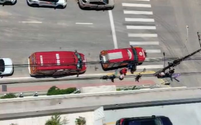 Prédio foi isolado durante mobilização das forças de segurança no centro da cidade (Redes Sociais)