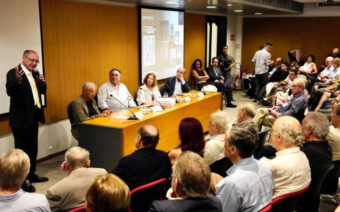 Alckmin e Skaf assinaram protocolos durante reunião da diretoria da Fiesp, em São Paulo (Foto: Redes Sociais)