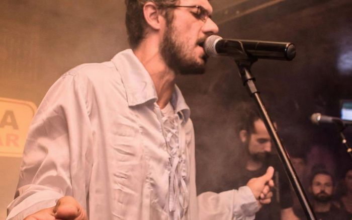 A música vai rolar solta na rua Lauro Müller (Foto: Reprodução/Redes sociais)