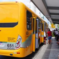 Corredor exclusivo para ônibus divide opiniões no centro
